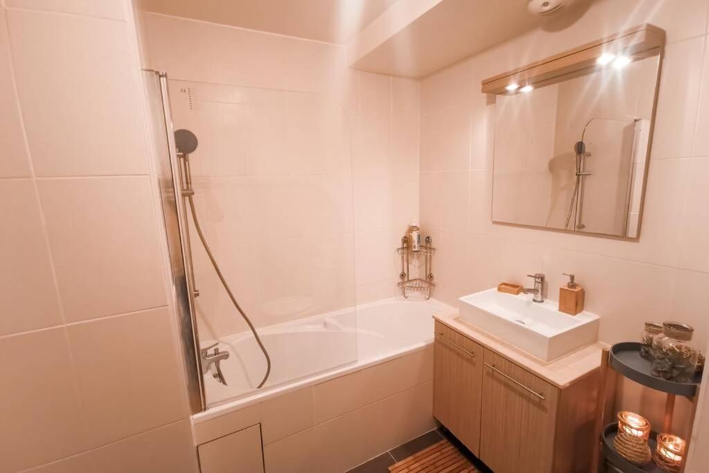 Le Confortable-Cosy Studio A 3 Minutes Du Metro Pantin Exterior foto
