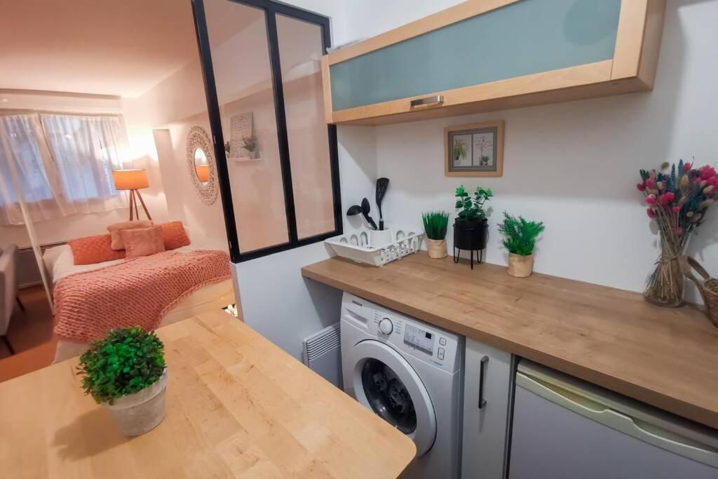Le Confortable-Cosy Studio A 3 Minutes Du Metro Pantin Exterior foto